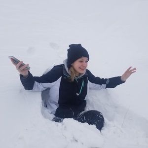 Meet your Posher, Ami